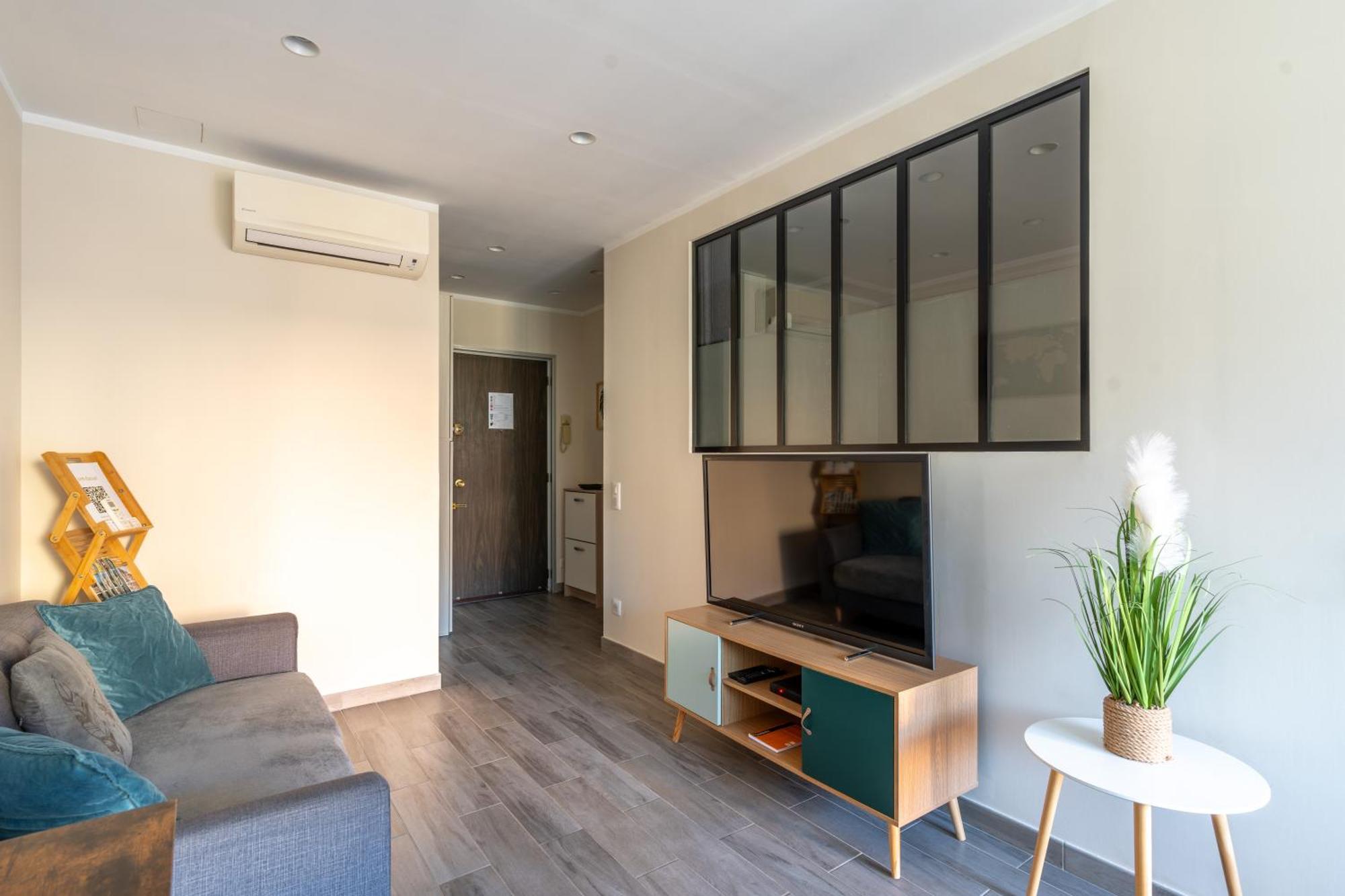 Fabuleux Appartement 2 Personnes Au Coeur De Menton, Climatise Et Proche Gares Routiere Et Sncf المظهر الخارجي الصورة