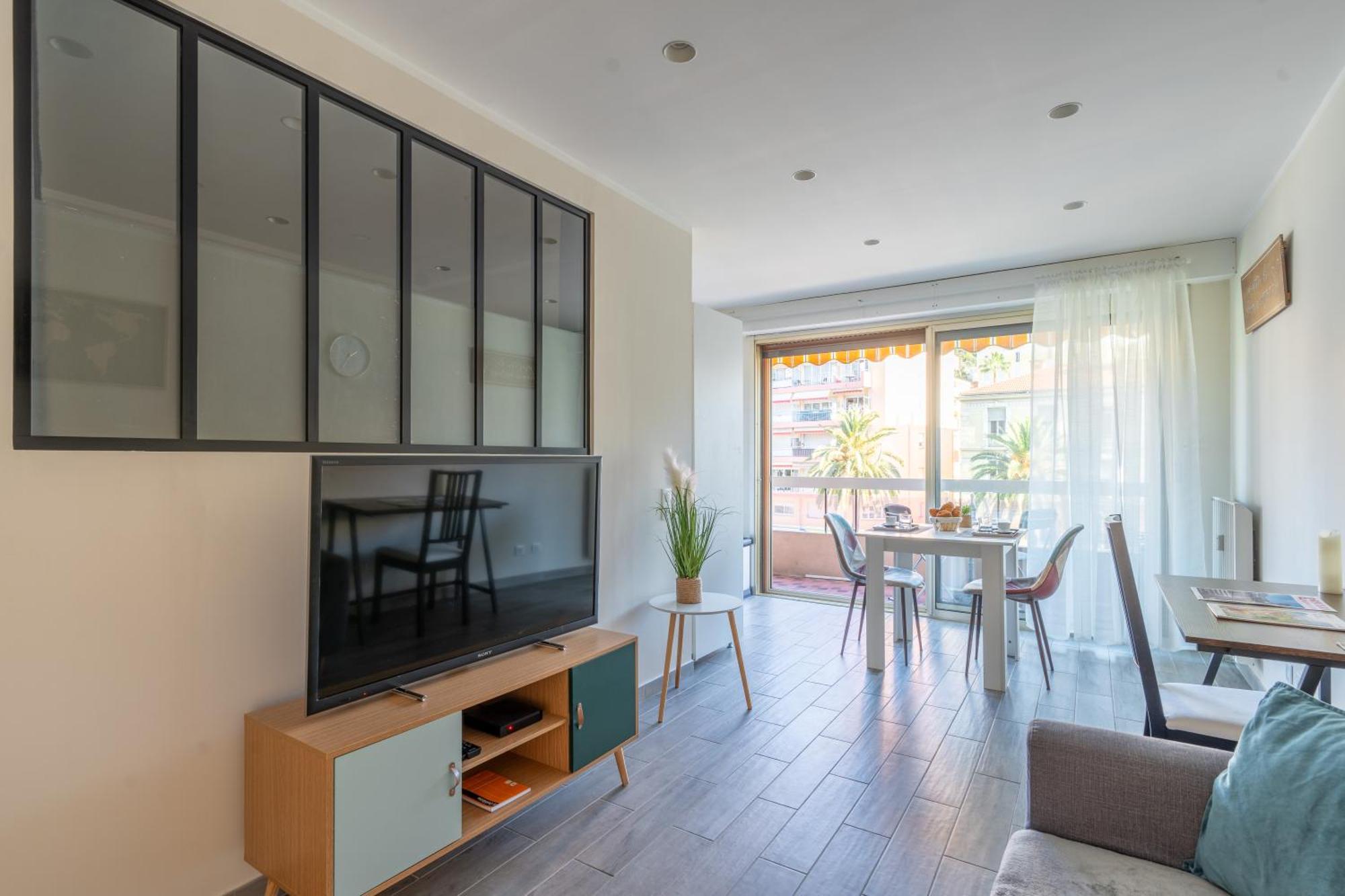 Fabuleux Appartement 2 Personnes Au Coeur De Menton, Climatise Et Proche Gares Routiere Et Sncf المظهر الخارجي الصورة