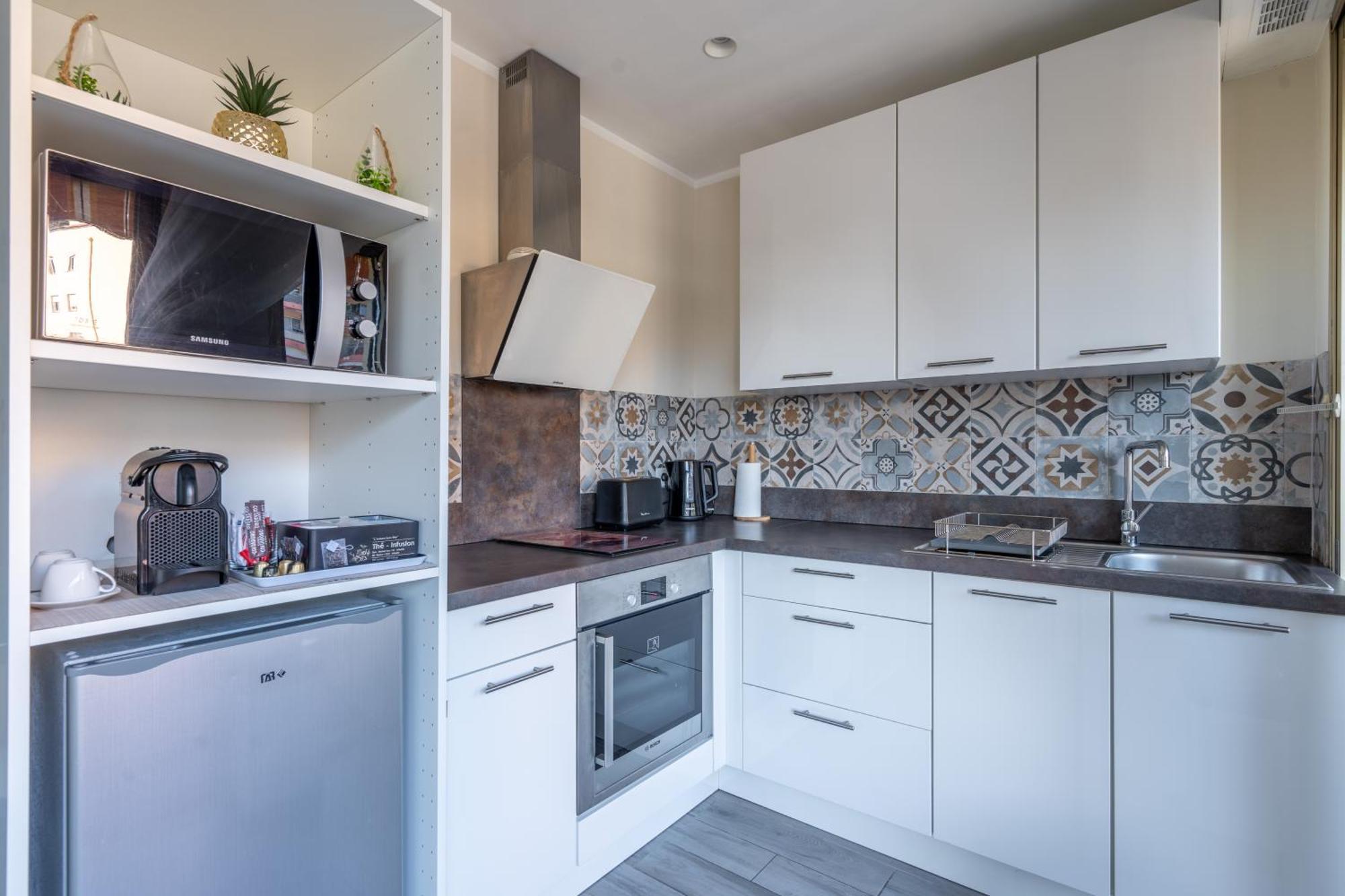Fabuleux Appartement 2 Personnes Au Coeur De Menton, Climatise Et Proche Gares Routiere Et Sncf المظهر الخارجي الصورة